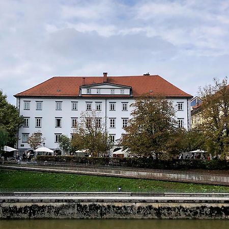 Apartment Breg - Old Town River Любляна Екстер'єр фото