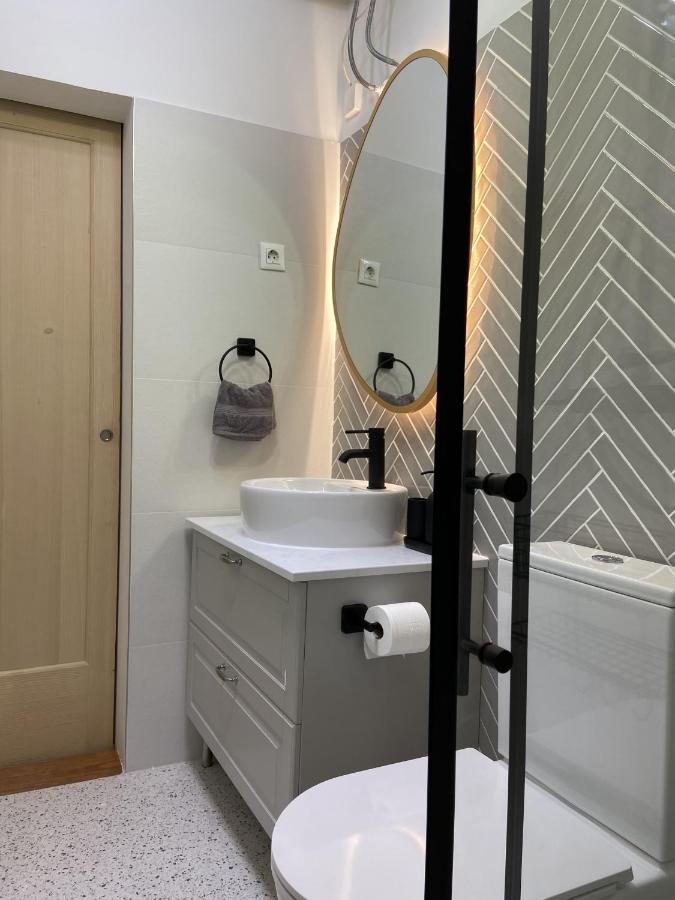 Apartment Breg - Old Town River Любляна Екстер'єр фото