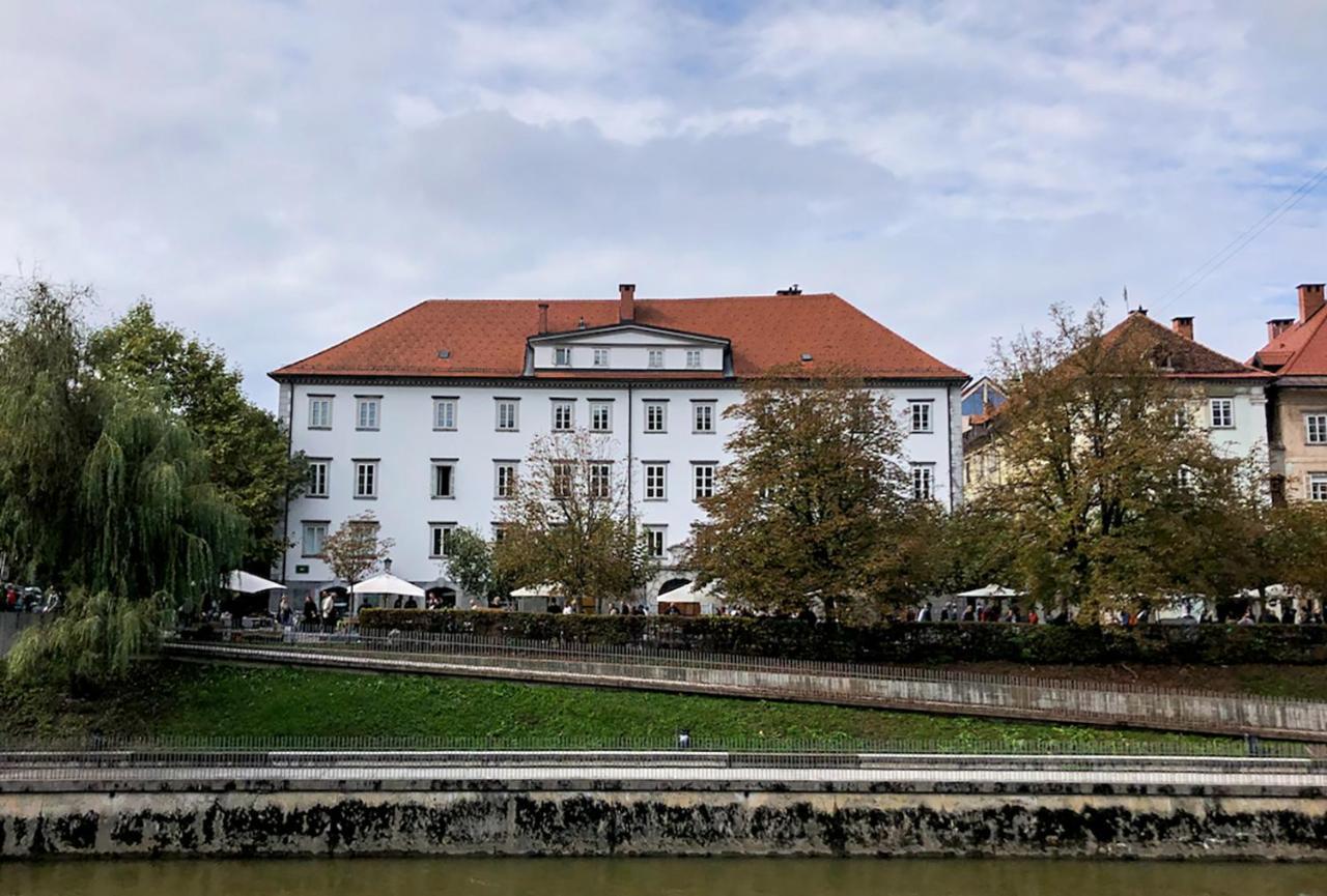 Apartment Breg - Old Town River Любляна Екстер'єр фото