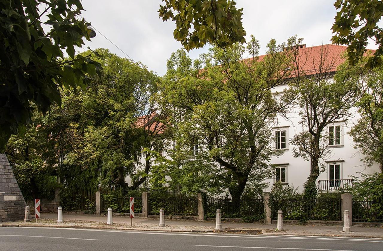 Apartment Breg - Old Town River Любляна Екстер'єр фото
